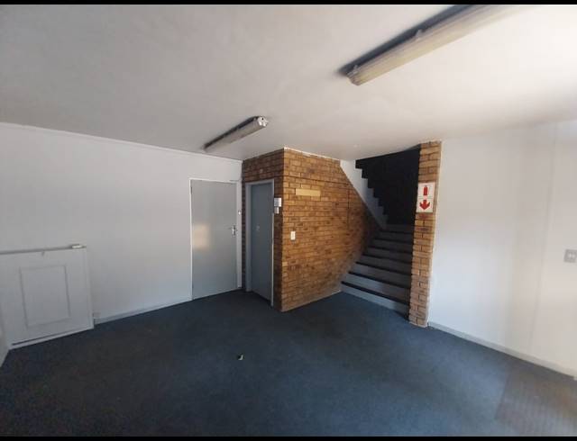 406M² WAREHOUSE TO LET IN BENROSE